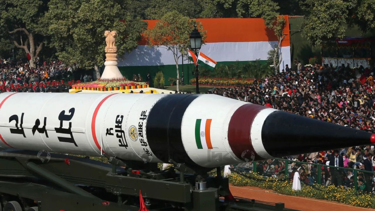 পারমাণবিক অস্ত্র বহনে সক্ষম ক্ষেপণাস্ত্রের পরীক্ষা চালাল ভারত