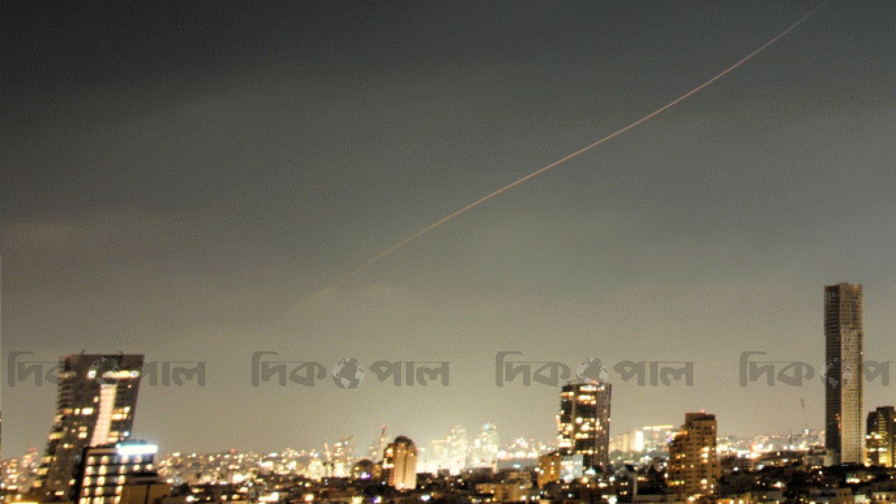 ইরানের ক্ষেপণাস্ত্র হামলা, ট্রাম্পের সতর্কতা উপেক্ষা করে ইসরায়েলের পাল্টা আঘাত