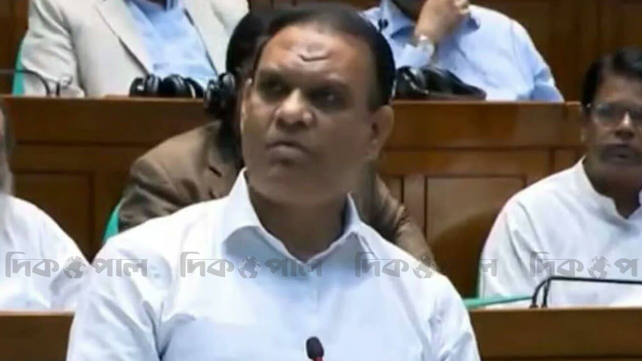 সংসদে বাজেট আলোচনায় কুরআনের আয়াতের নম্বর সংশোধন করলেন জামায়াতের এমপি কামাল হোসেন