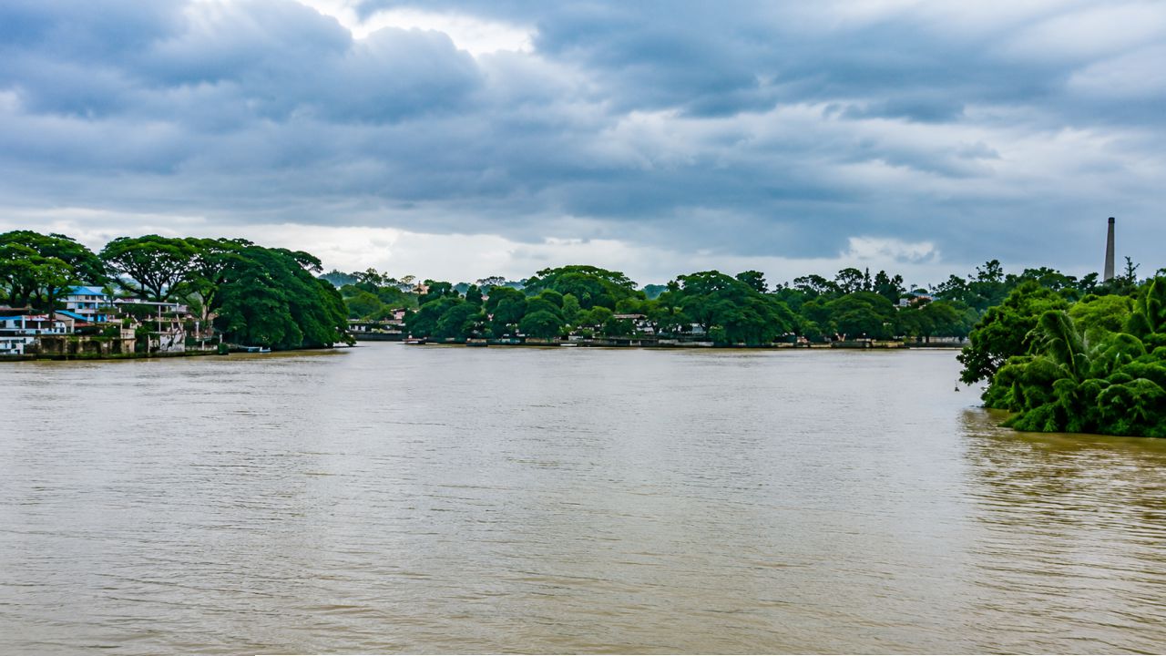 উজানের বৃষ্টিতে বাড়ছে নদীর পানি, উত্তরাঞ্চলে বন্যার শঙ্কা