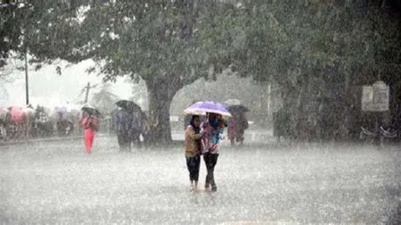ধেয়ে আসছে ৬০ কিমি বেগের কালবৈশাখী: ঢাকাসহ ১৯ জেলায় জরুরি সতর্কতা!