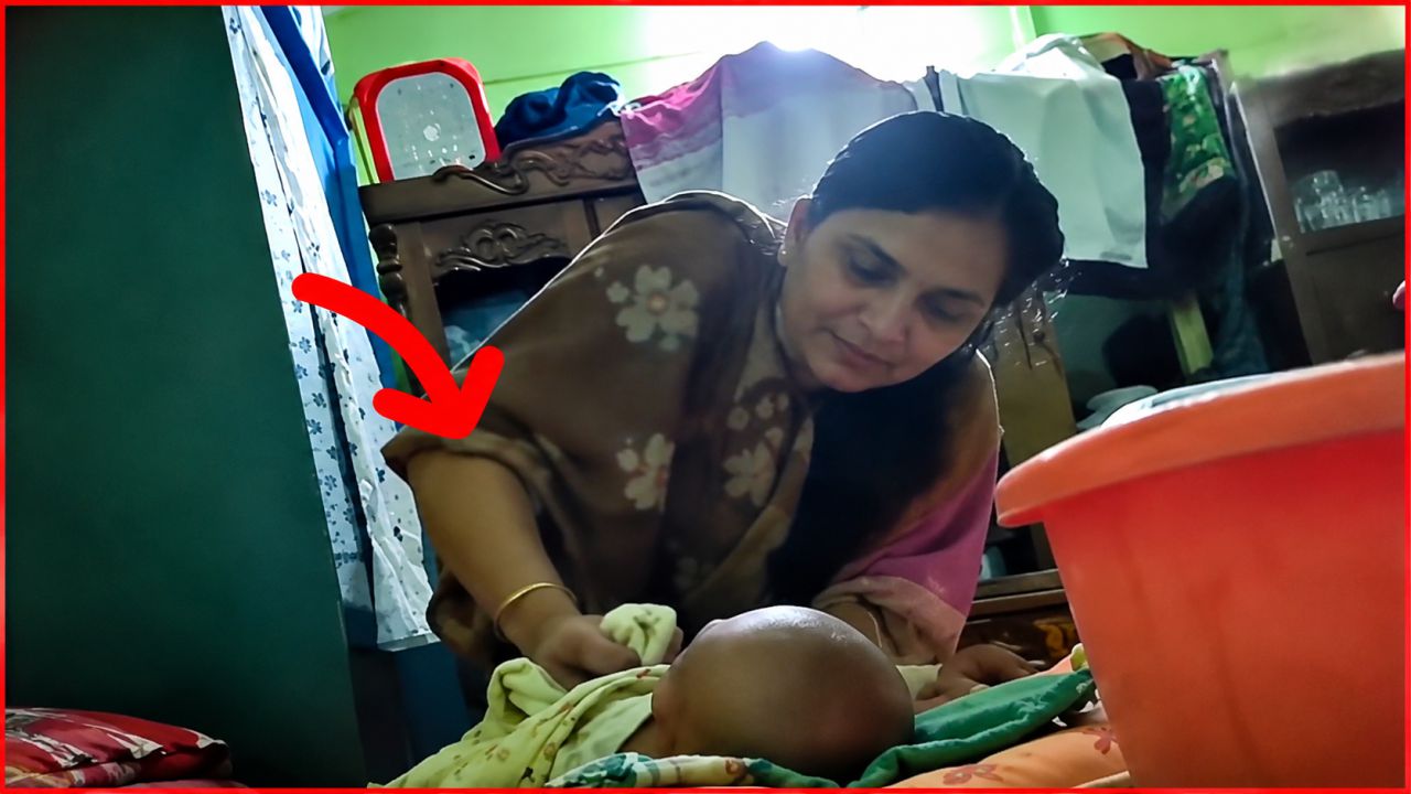 নরসিংদীতে দুই মাসের শিশুর পা ভাঙার অভিযোগ জ্যাঠাইমার বিরুদ্ধে