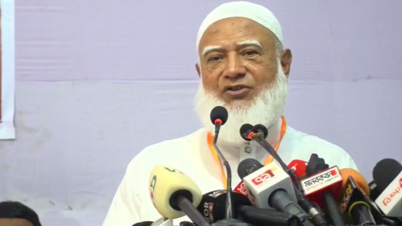 টেম্পু স্ট্যান্ডের চাকরি দিয়ে কর্মসংস্থান হয় না: শফিকুর রহমান