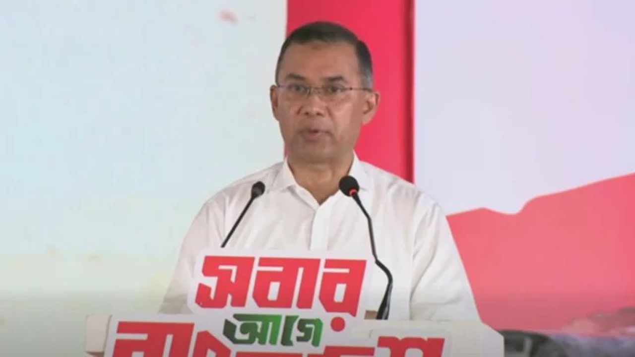 স্বৈরাচারের ফেরার সুযোগ ঠেকাতে সতর্ক থাকার আহ্বান প্রধানমন্ত্রীর