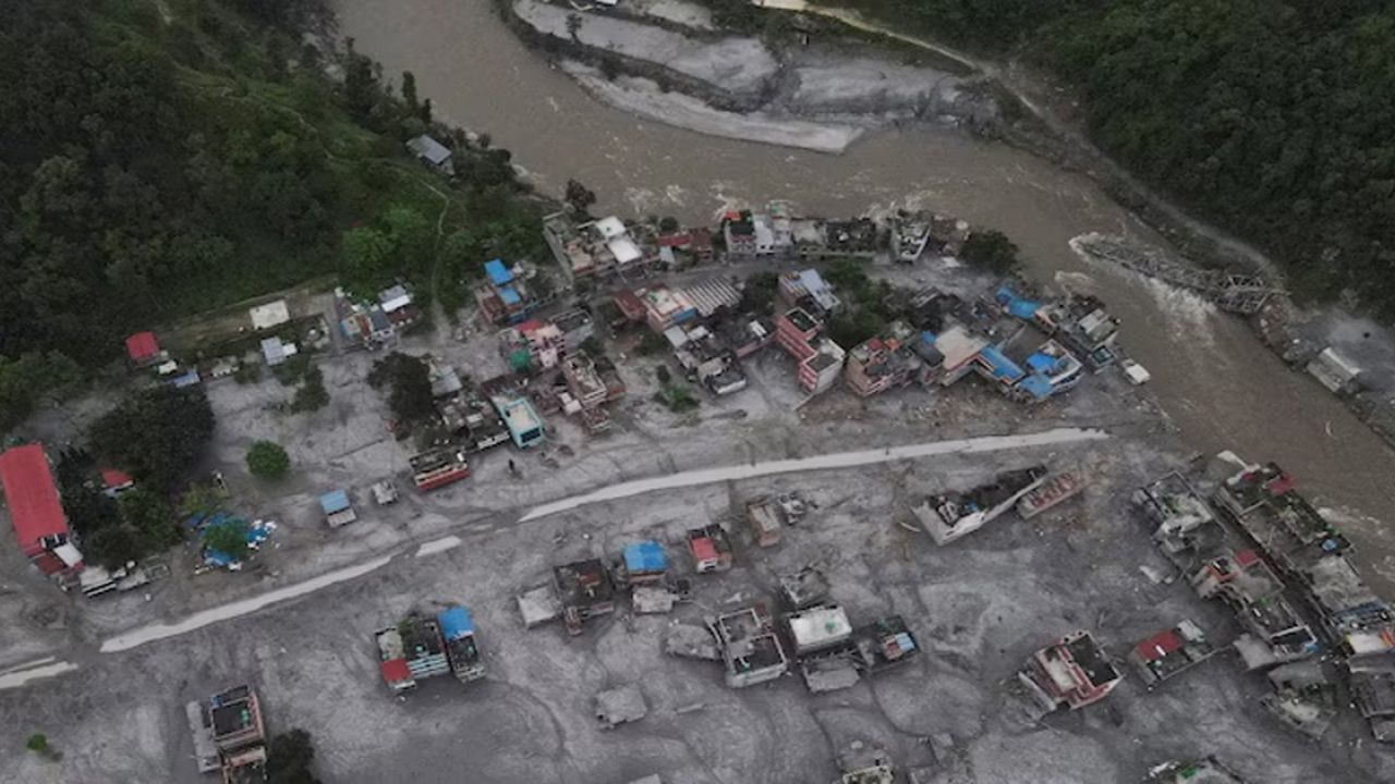 বাঁধ ভাঙার শঙ্কা, নেপালকে ফের জরুরি সতর্কবার্তা চীনের