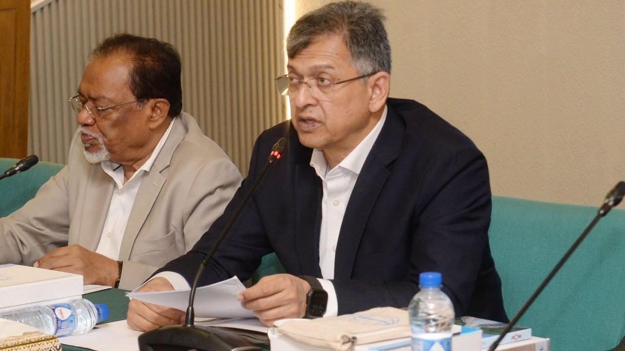 রোহিঙ্গা সংকট যেন অন্য সংঘাতে চাপা না পড়ে: স্বরাষ্ট্রমন্ত্রী