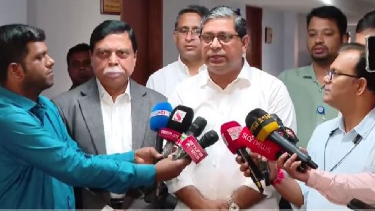 সরকারকে না জানিয়েই ইউপি ভোটের তারিখ ঘোষণা: মীর শাহে আলম