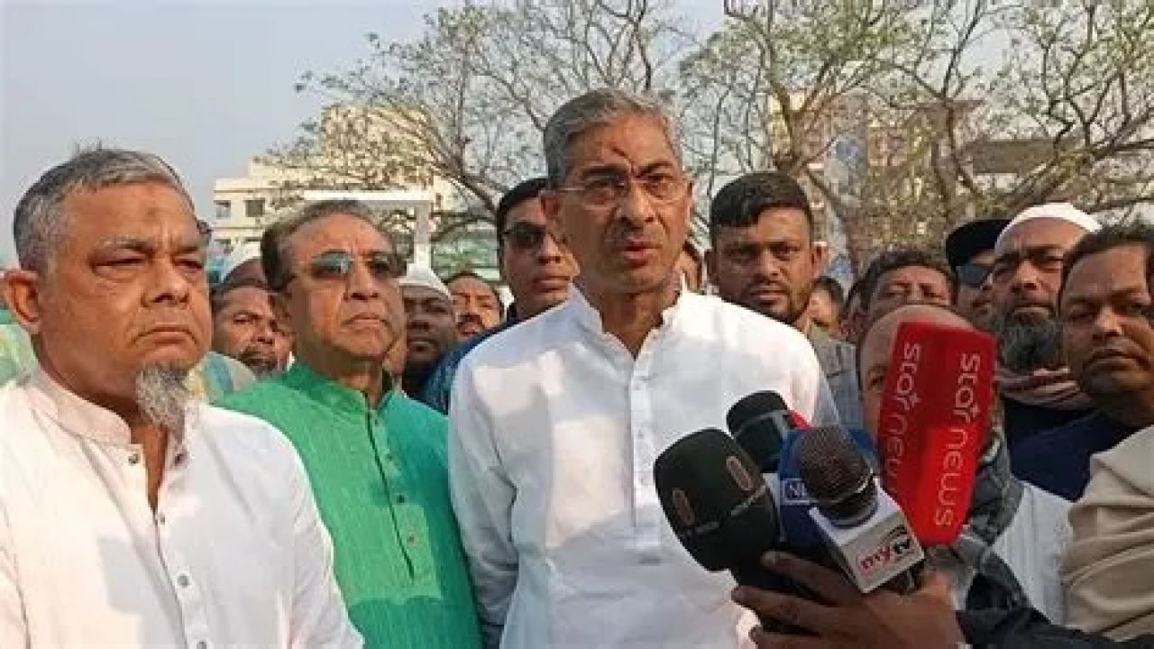 লংমার্চ থেকে বিরত থাকেন, জনতার কাতারে আসেন: পানিসম্পদমন্ত্রী