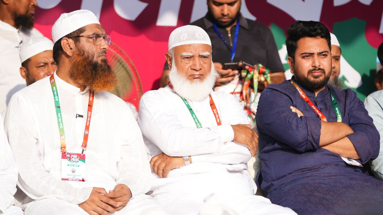 ঢাকা-রংপুর লংমার্চ শুরু: মানিক মিয়া এভিনিউতে উদ্বোধনী সমাবেশ