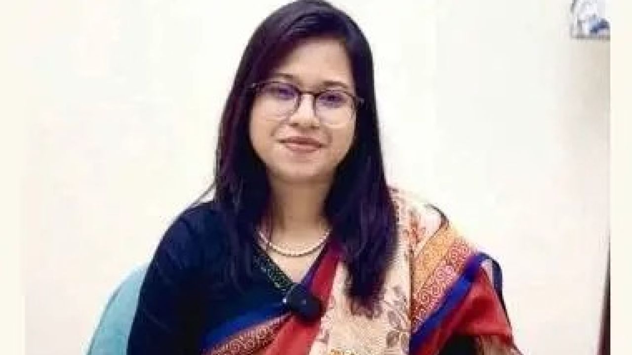 এনসিপি নেত্রী মনিরা শারমিনের বাবার ইন্তেকাল