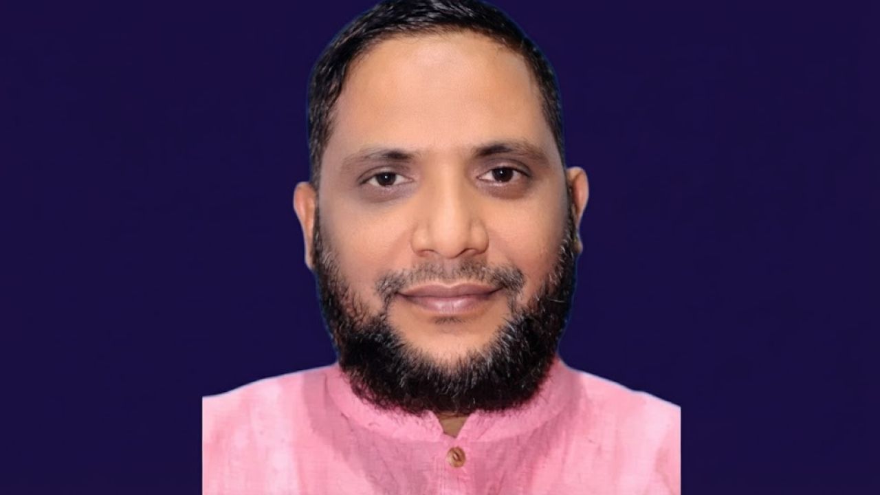 সার মজুতের অভিযোগে কামারখন্দ জামায়াত নেতার পদ বাতিল