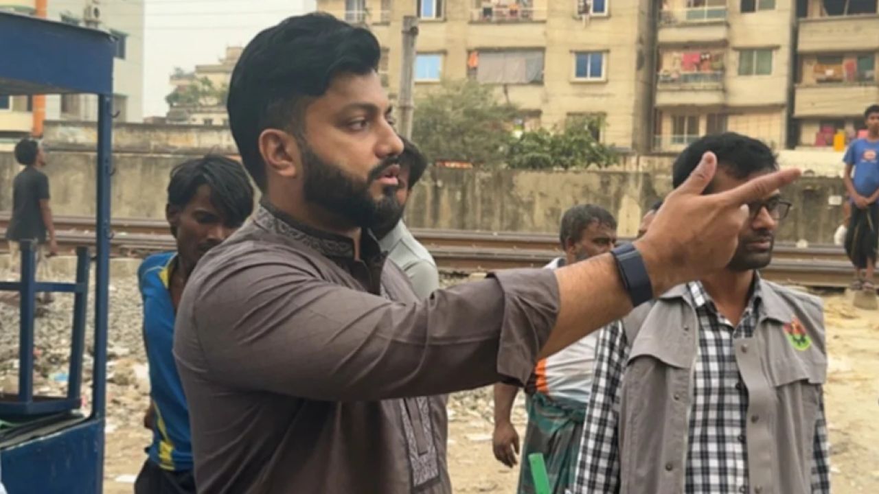 অস্ত্র হাতে অভিযানের পর ইশরাক হোসেনের পদত্যাগের খবর ‘গুজব’, বিভ্রান্ত না হওয়ার আহ্বান