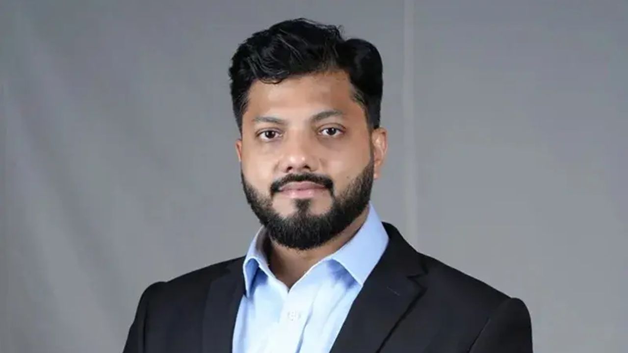 ফাঁকফোকর দিয়ে মামলা দিলে নিজেই সারেন্ডার করবেন সংসদ সদস্য ইশরাক হোসেন