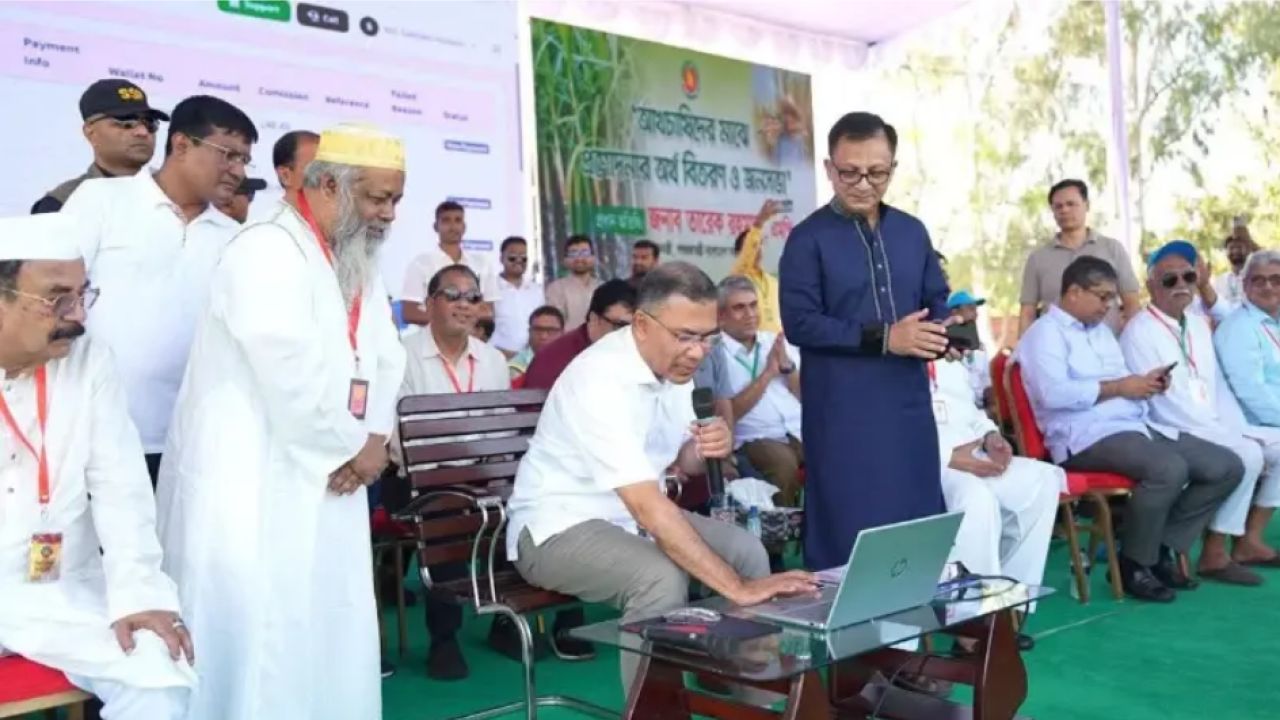 ৪০ লাখ কৃষক পাবেন ‘ফার্মার্স কার্ড’, বন্ধ ৪৬ কলকারখানা চালুর ঘোষণা প্রধানমন্ত্রীর