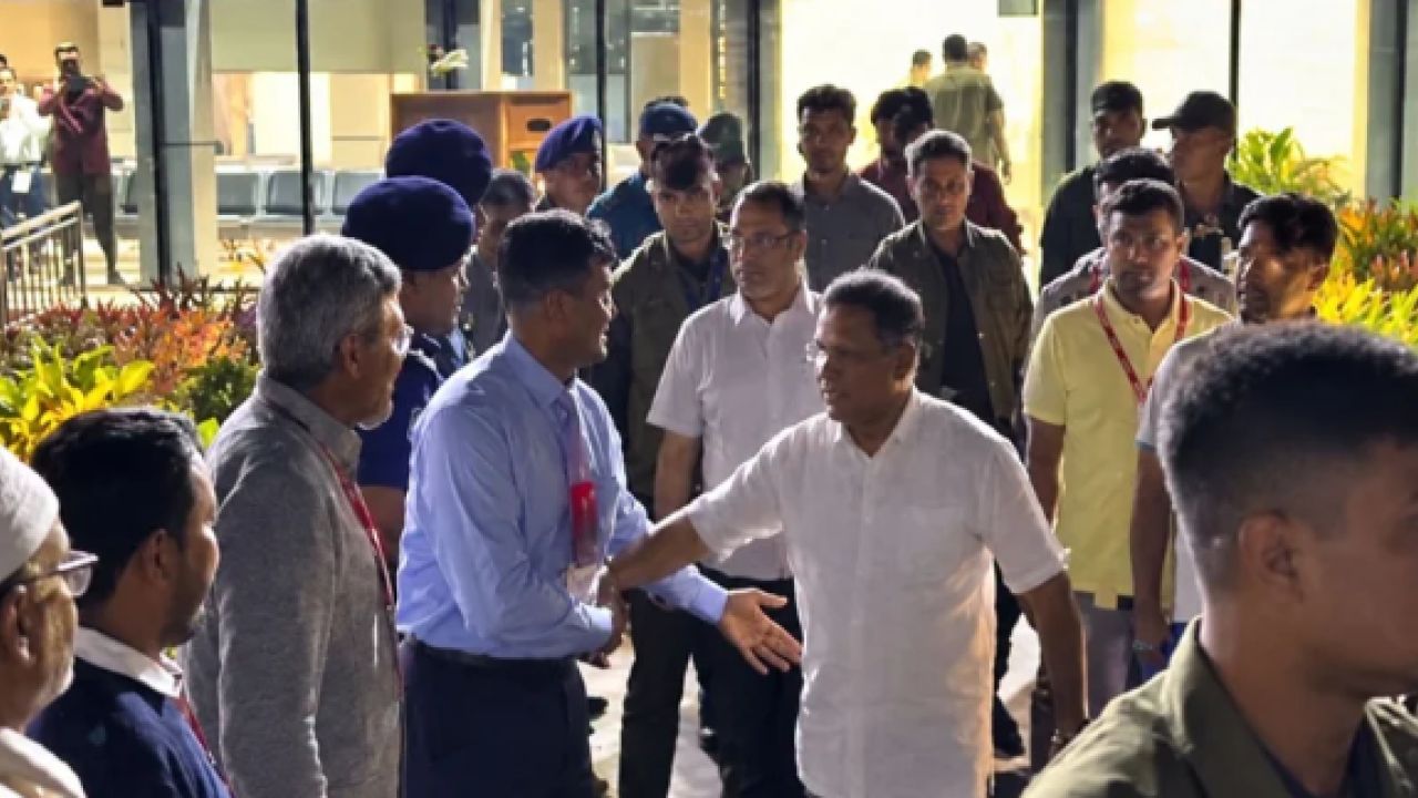 ‘অপেশাদার আচরণের’ অভিযোগে রাজশাহীর বিভাগীয় কমিশনার ইউসুফ আলী স্ট্যান্ড রিলিজ