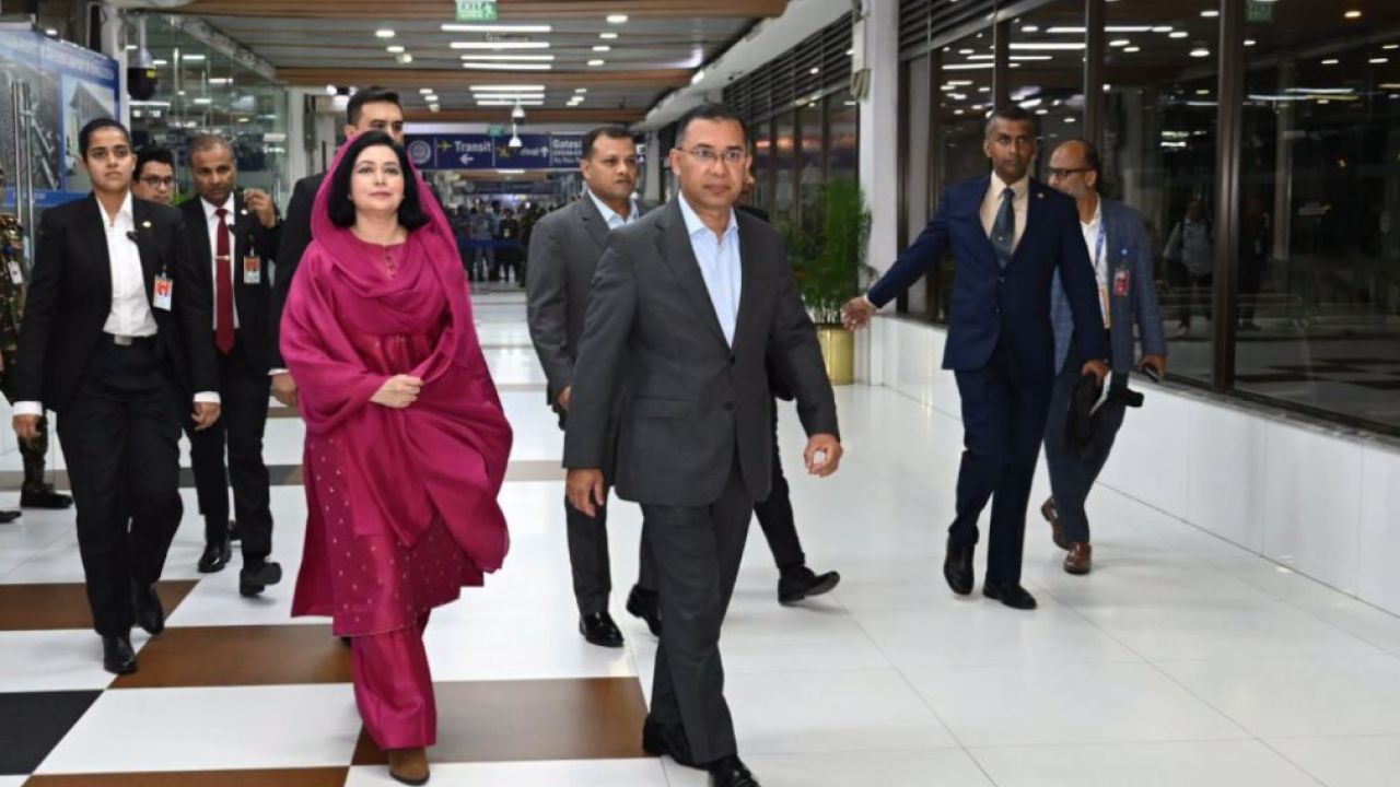 যান্ত্রিক ত্রুটিতে প্রধানমন্ত্রীকে বহনকারী বিমানে বিলম্ব