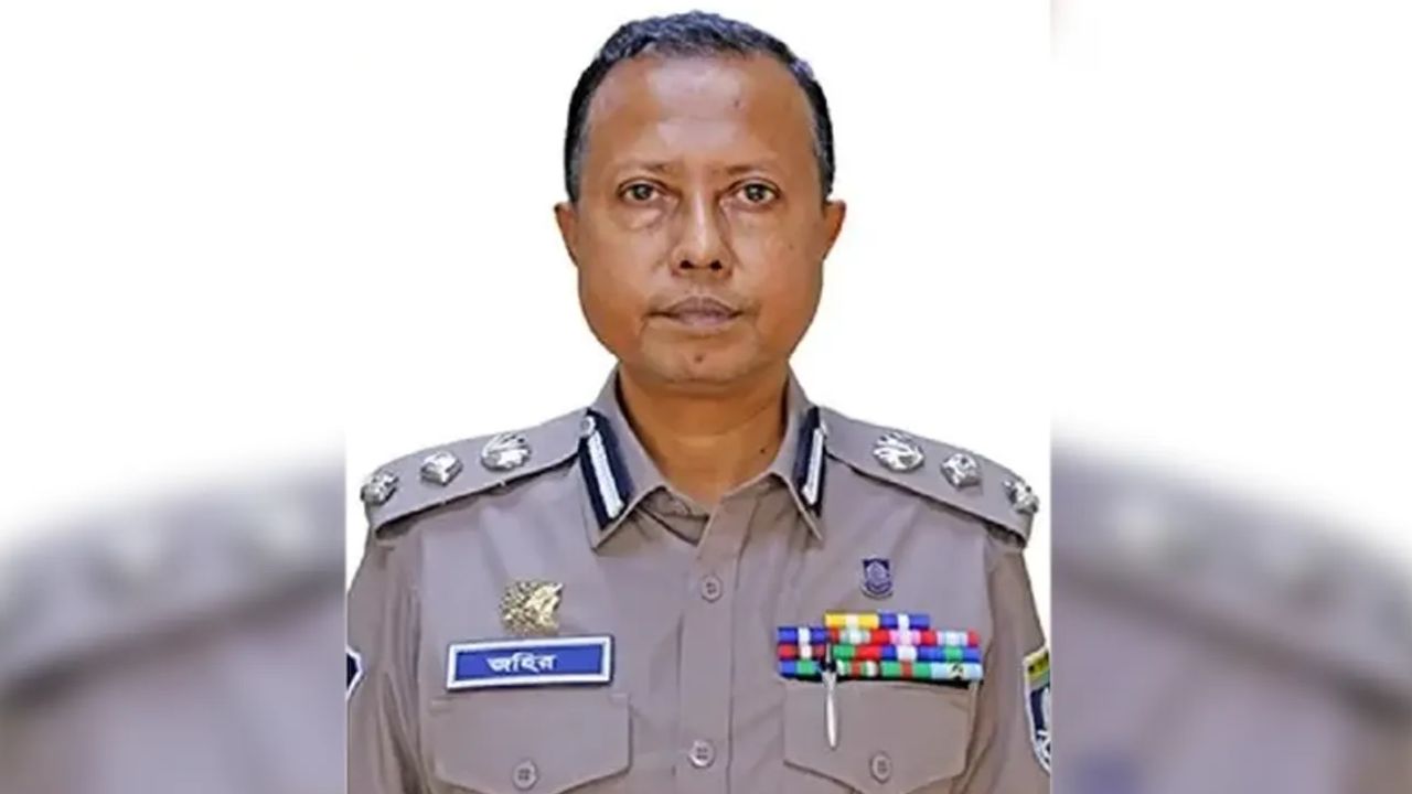 বাসায় মাদক সেবন ও ডিজে পার্টির আয়োজন: অতিরিক্ত ডিআইজি  সাময়িক বরখাস্ত